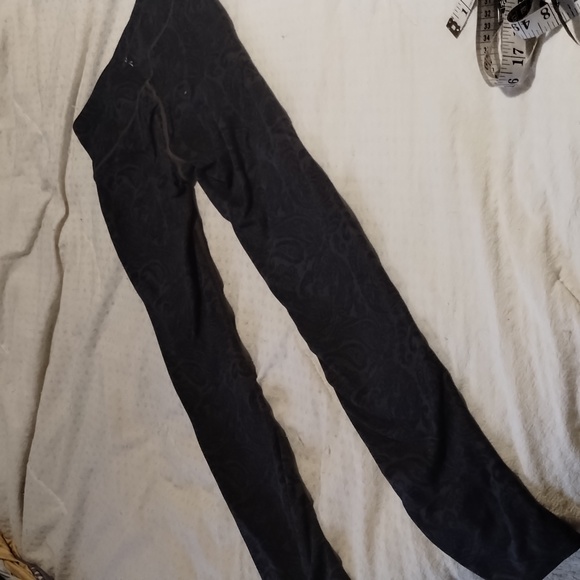 Athleta paisley print leggings - Picture 4 of 5